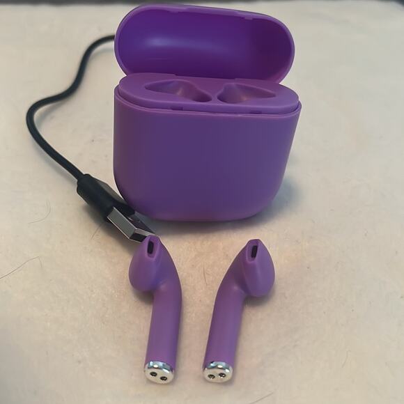 Purple Bluetooth Wireless Earbuds with usb - Picture 3 of 3